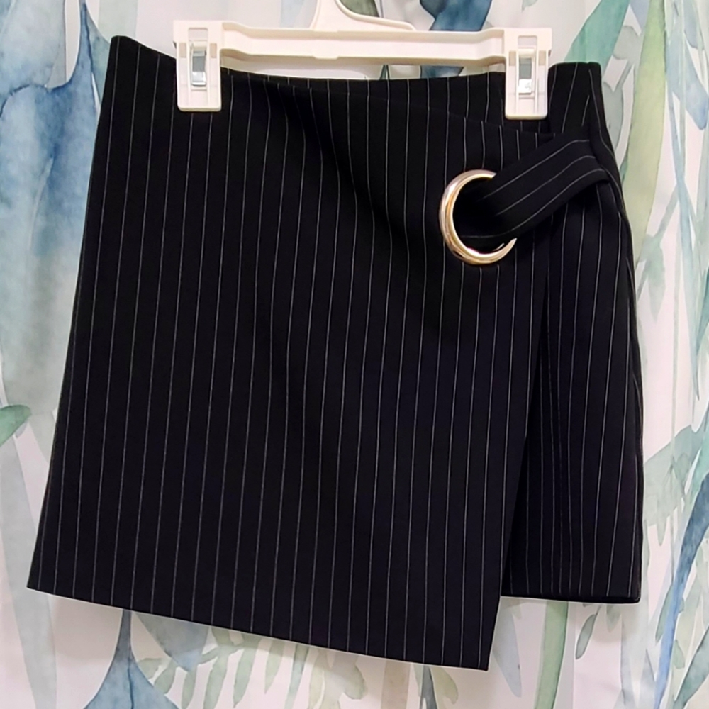 Asymmetrical hem pinstripe skirt with belt detail